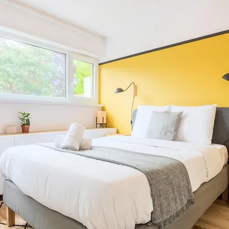 Equipped Studio With Parking Apartment
