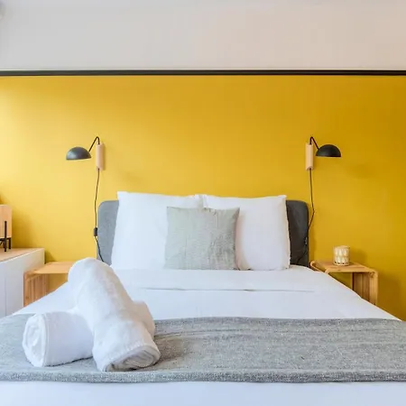 아파트 Equipped Studio With Parking 투르쿠앵